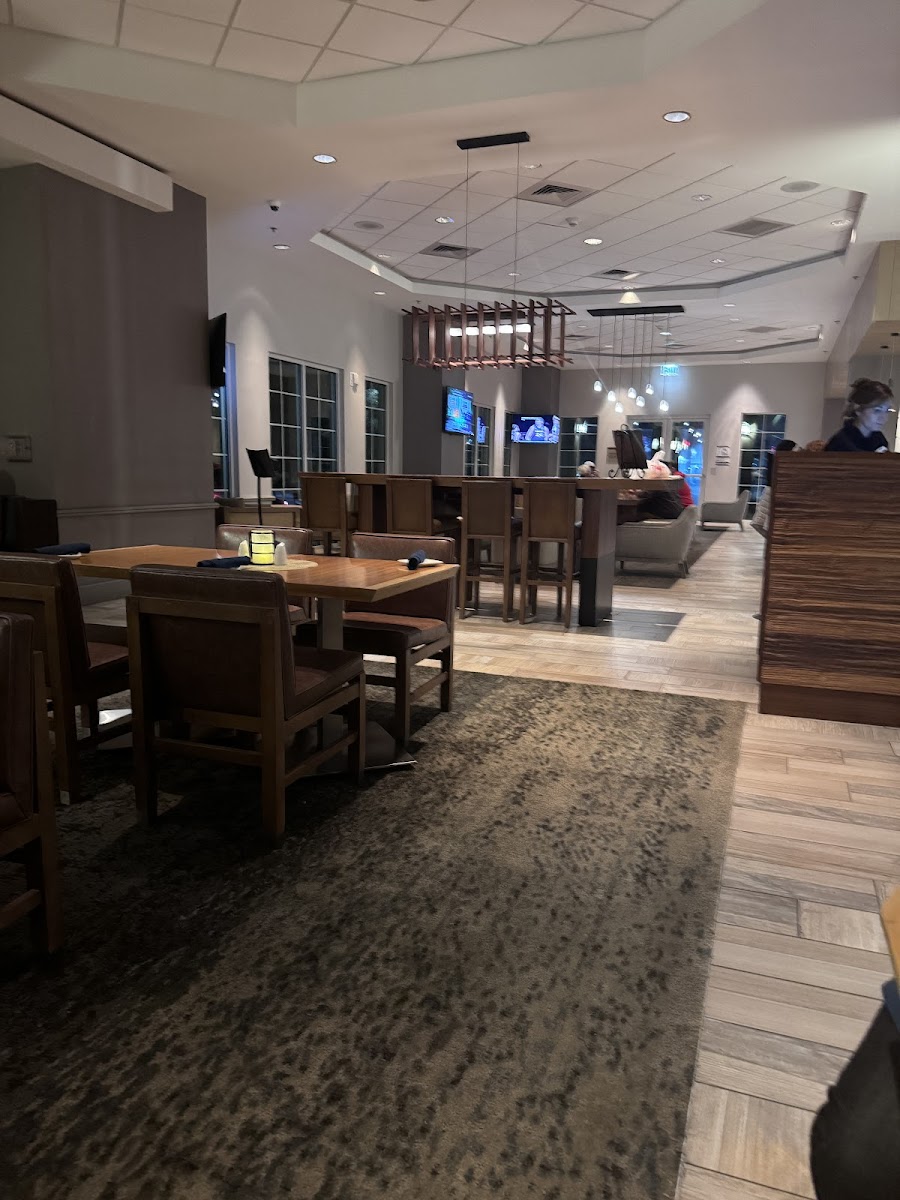 Silver Tide Bar & Grill